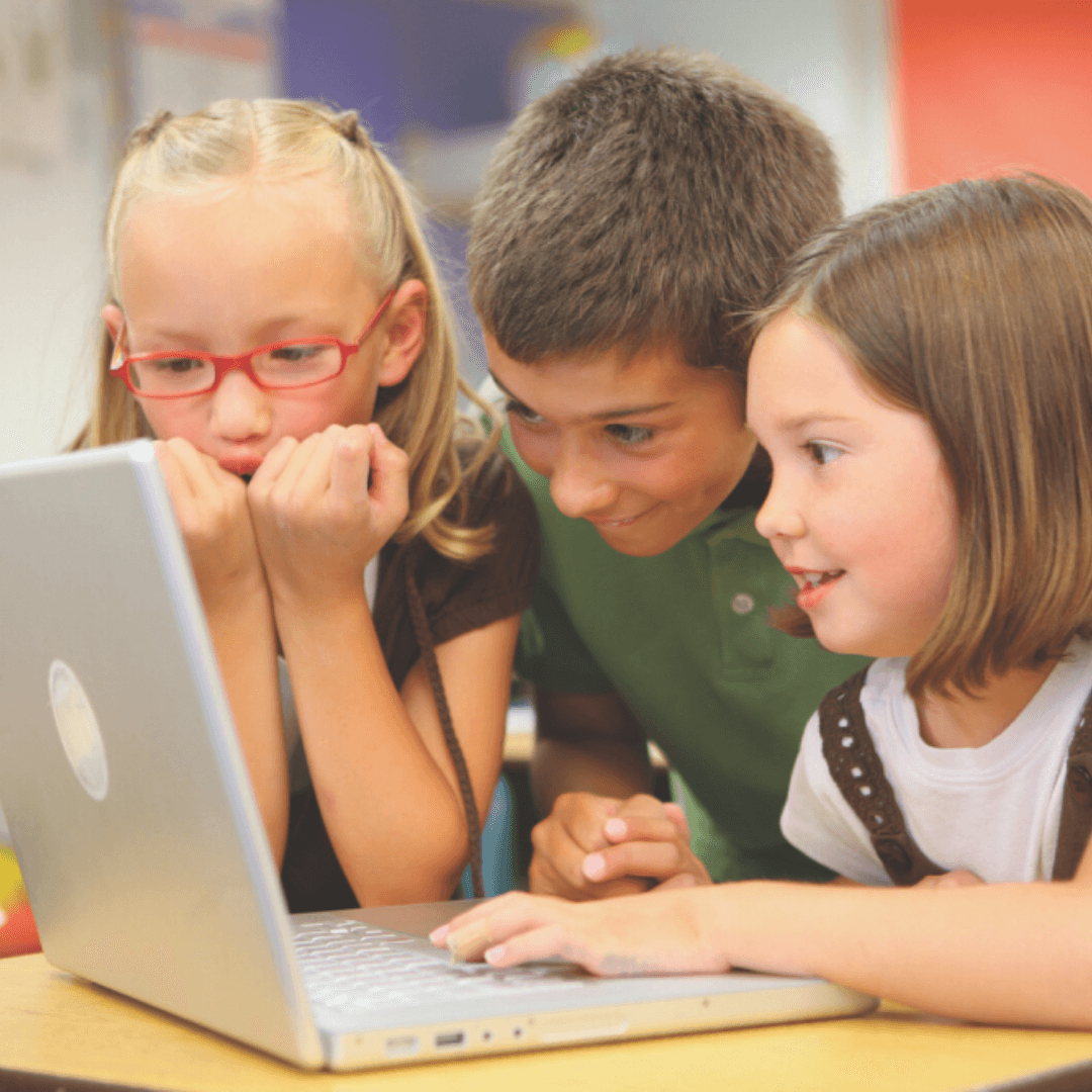 computer kids pic (1) computer kids pic (1)